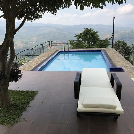 Club Lespri Otel Palle Deltota Dış mekan fotoğraf