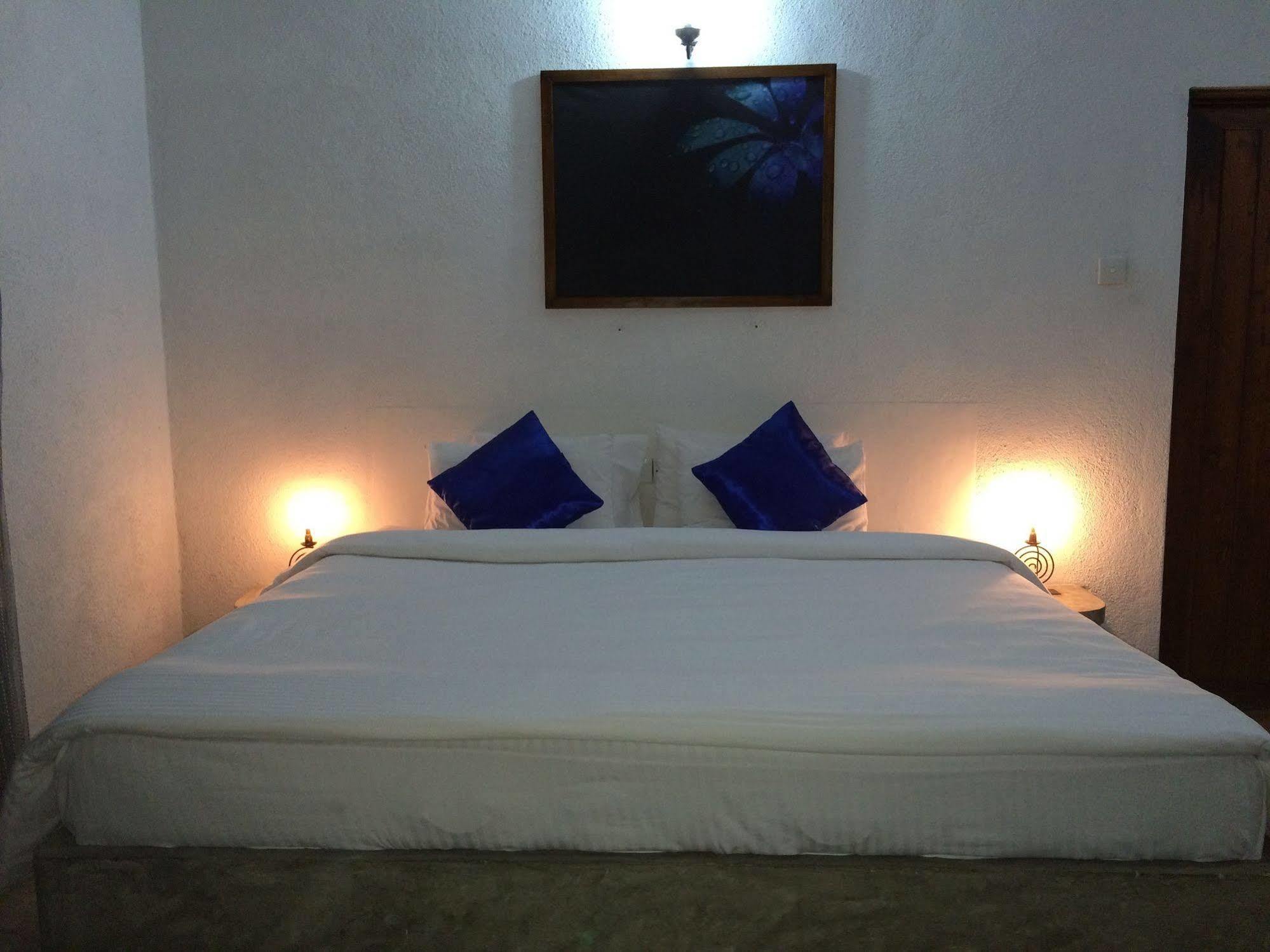 Club Lespri Otel Palle Deltota Dış mekan fotoğraf