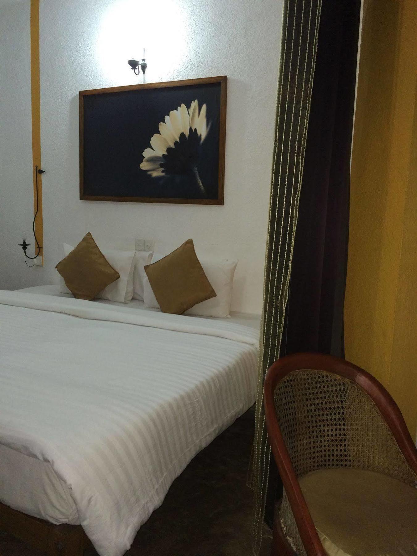 Club Lespri Otel Palle Deltota Dış mekan fotoğraf